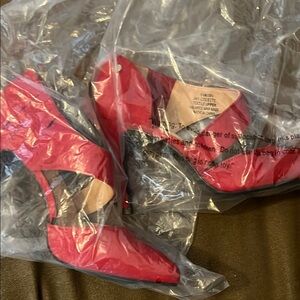 Jones New York Red Heels